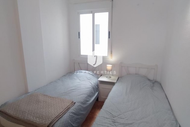 Tweedehands - Appartement / flat -
Torrevieja - CASCO URBANO