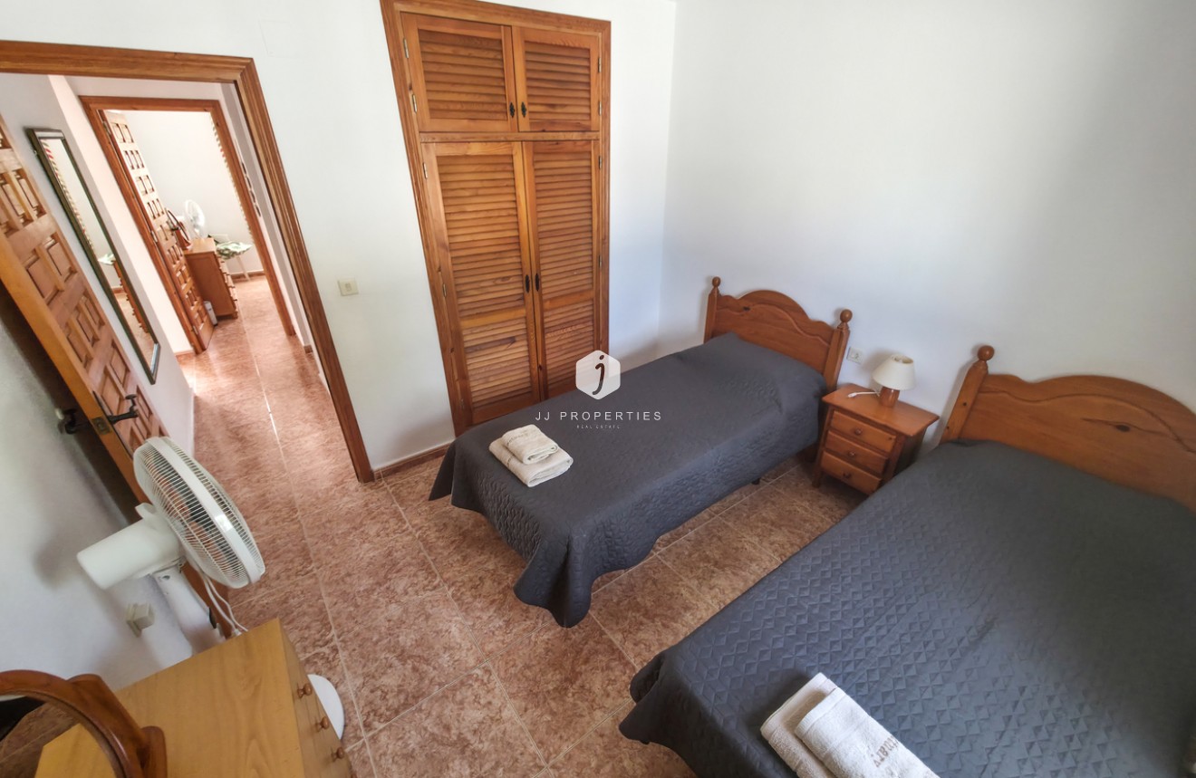 D'occasion - Villa -
Torrevieja - Costa Blanca