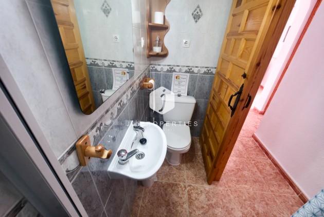 D'occasion - Villa -
Torrevieja - Costa Blanca