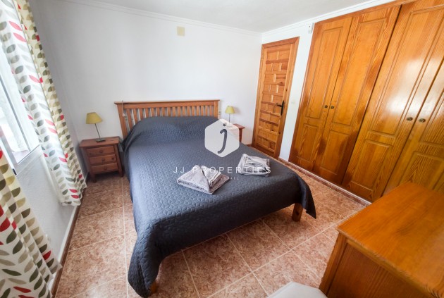 D'occasion - Villa -
Torrevieja - Costa Blanca