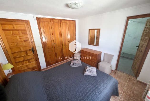 D'occasion - Villa -
Torrevieja - Costa Blanca