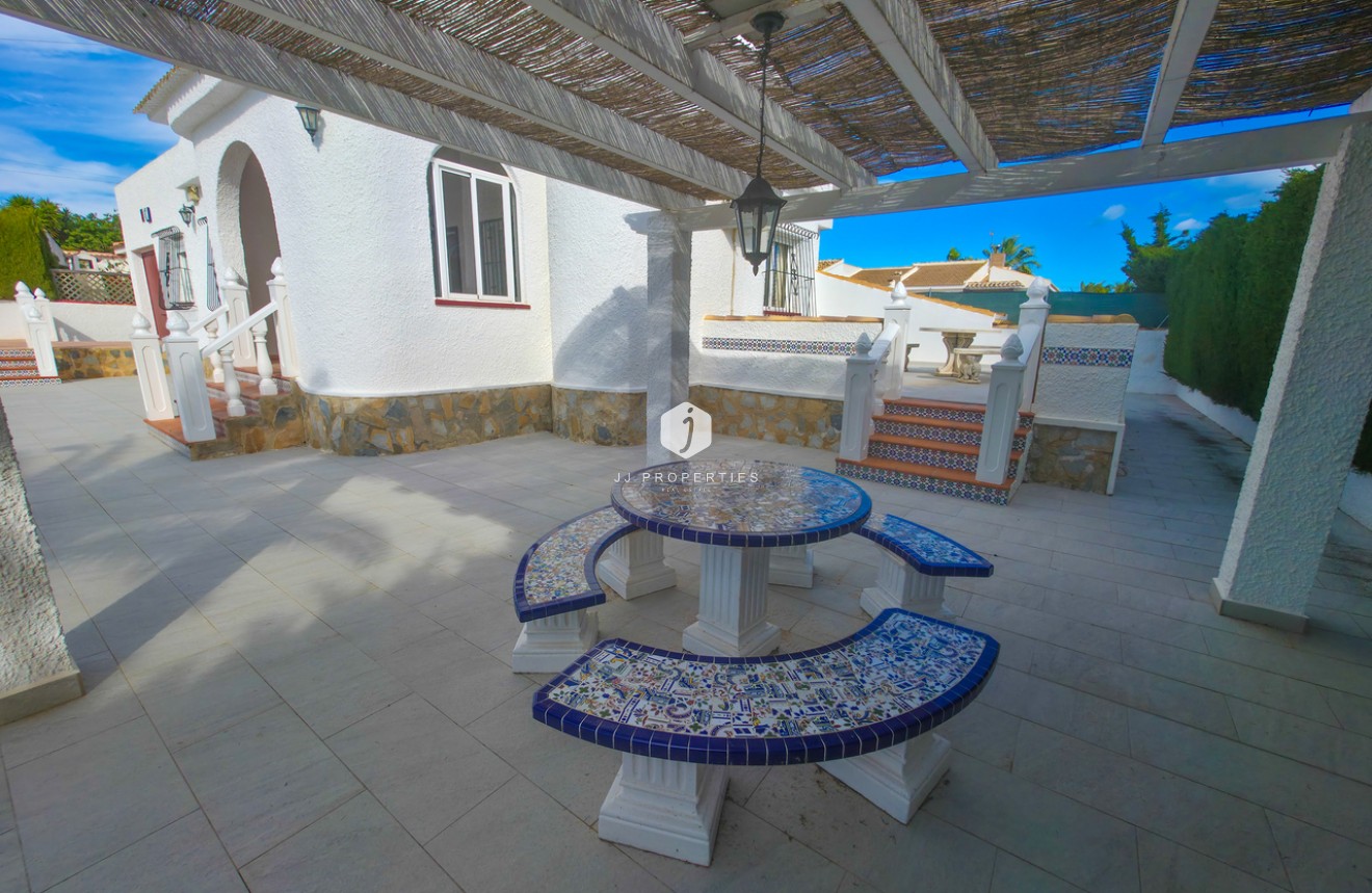 D'occasion - Villa -
Torrevieja - Costa Blanca