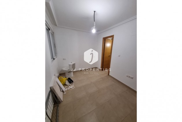 Resale - Apartment / flat -
Torrevieja - Costa Blanca