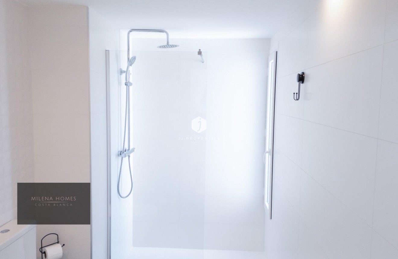 Resale - Apartment / flat -
Torrevieja - Punta prima