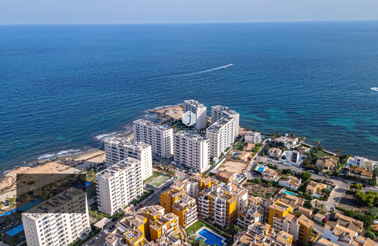 Resale - Apartment / flat -
Torrevieja - Punta prima
