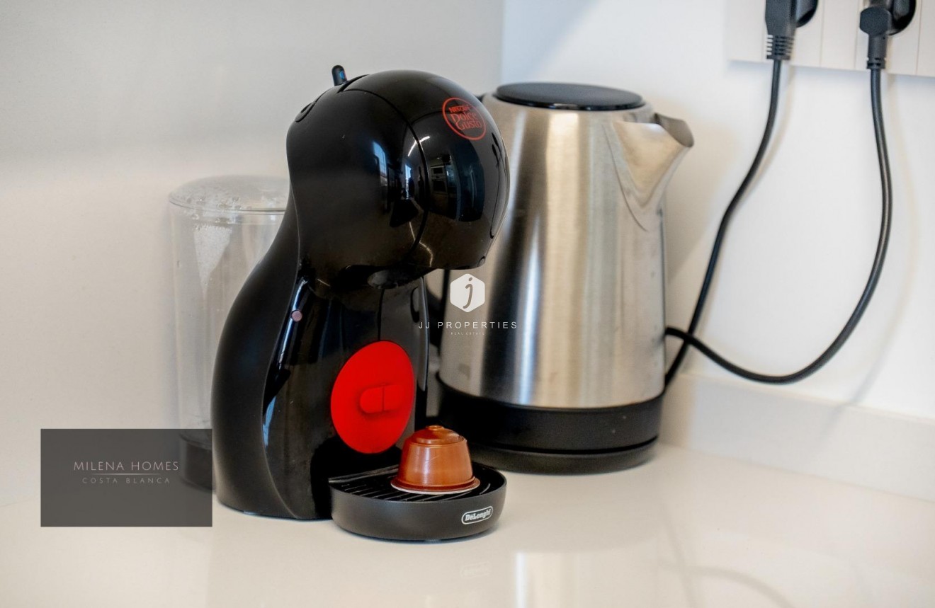 Resale - Apartment / flat -
Torrevieja - Punta prima