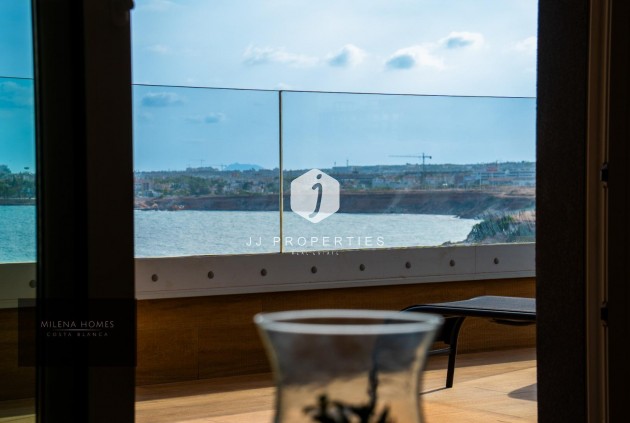 Resale - Apartment / flat -
Torrevieja - Punta prima