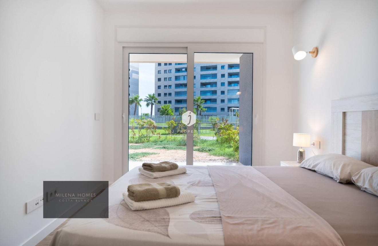 Resale - Apartment / flat -
Torrevieja - Punta prima