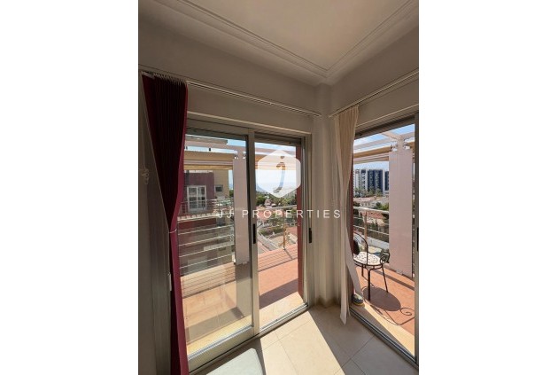 D'occasion - Attique -
Torrevieja - Punta prima