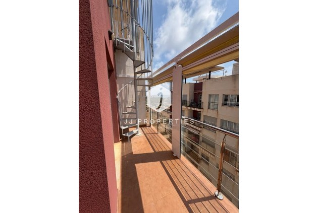 D'occasion - Attique -
Torrevieja - Punta prima