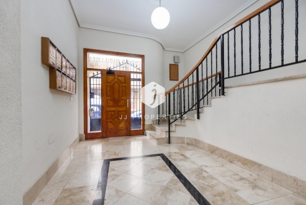 Aus zweiter Hand - Wohnung -
Torrevieja - Costa Blanca