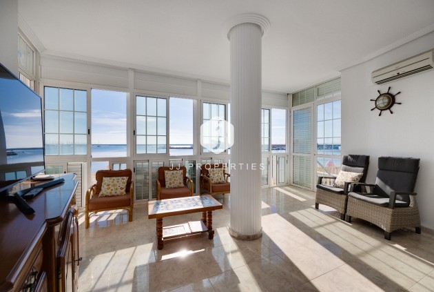 Resale - Apartment / flat -
Torrevieja - Costa Blanca