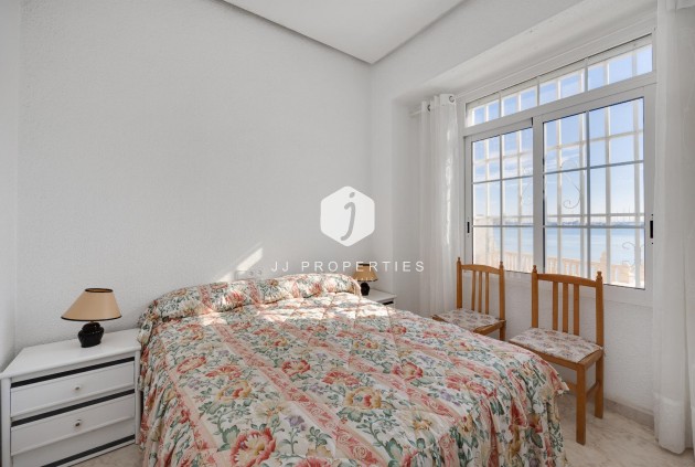 Resale - Apartment / flat -
Torrevieja - Costa Blanca