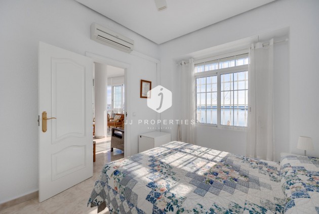 Resale - Apartment / flat -
Torrevieja - Costa Blanca