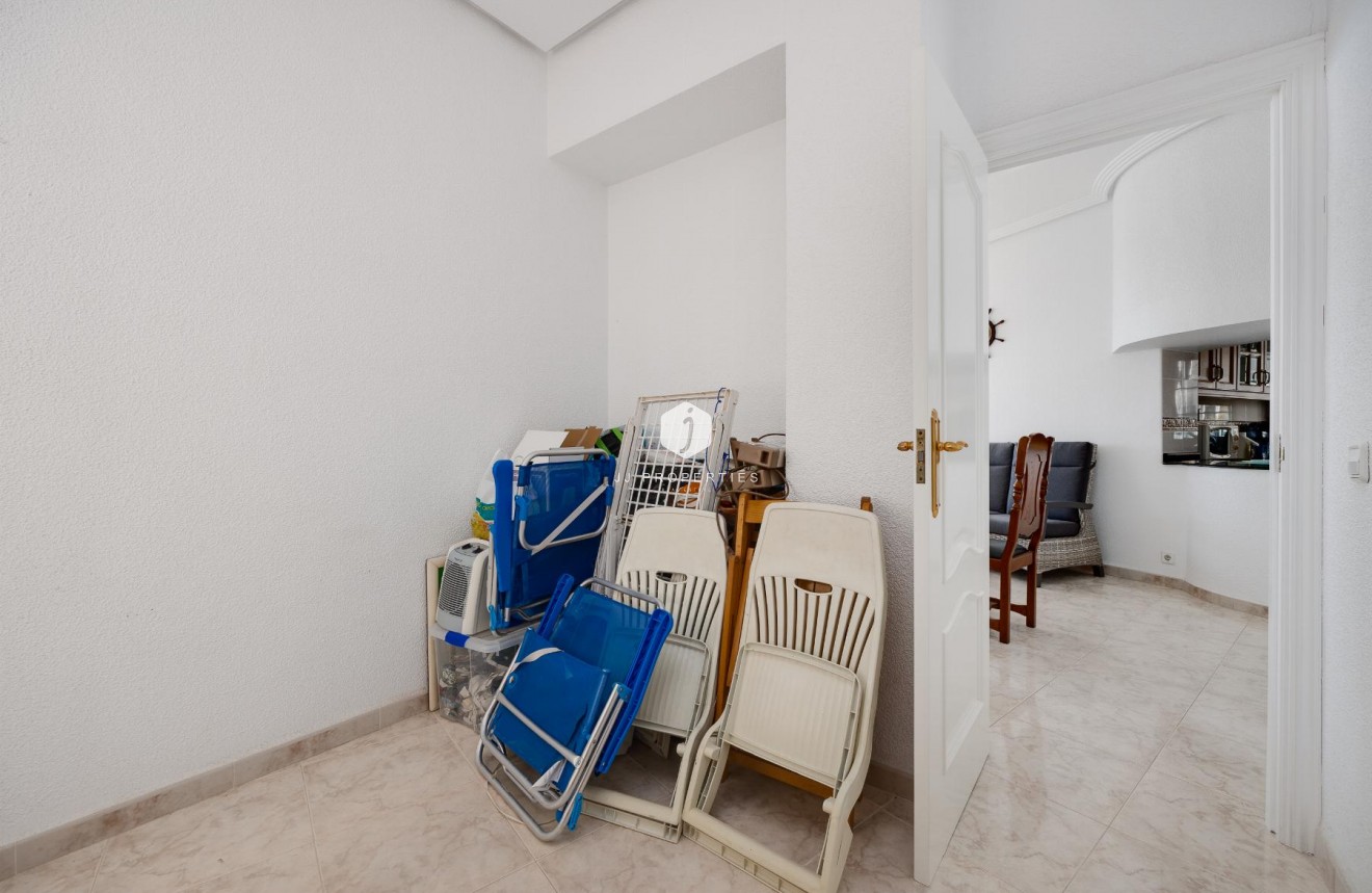 Resale - Apartment / flat -
Torrevieja - Costa Blanca