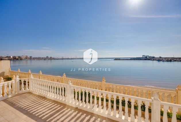 Resale - Apartment / flat -
Torrevieja - Costa Blanca