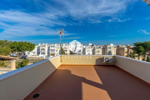 Resale - Chalet -
Orihuela Costa - Costa Blanca