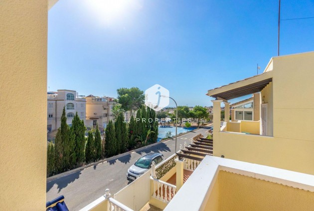 Resale - Chalet -
Orihuela Costa - Costa Blanca