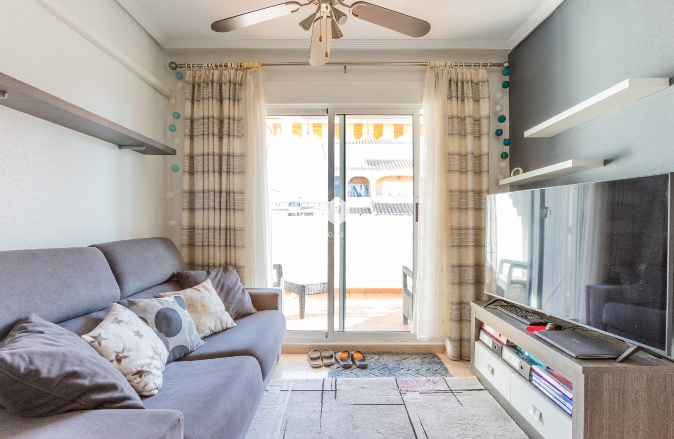 Resale - Apartment / flat -
Torrevieja - Costa Blanca