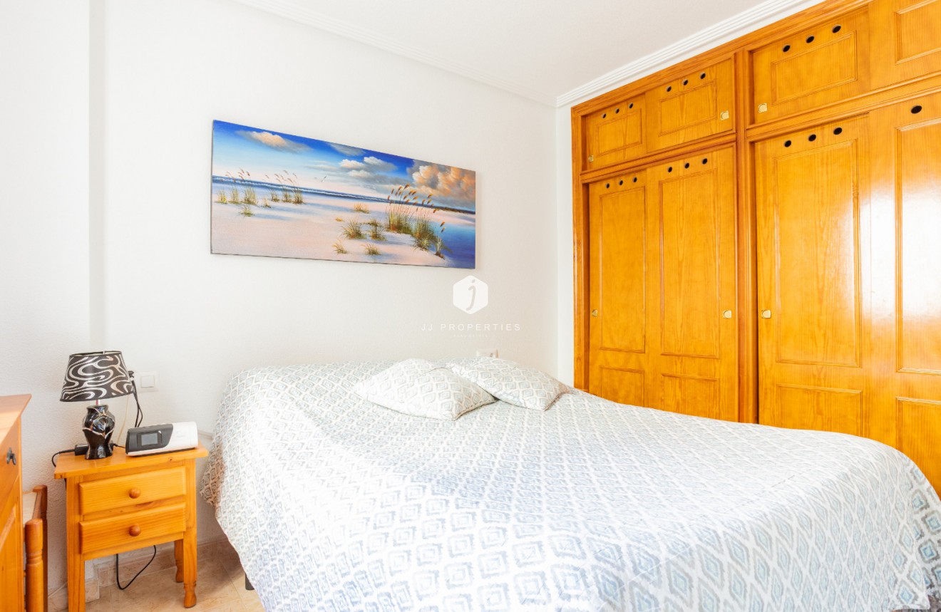Resale - Apartment / flat -
Torrevieja - Costa Blanca