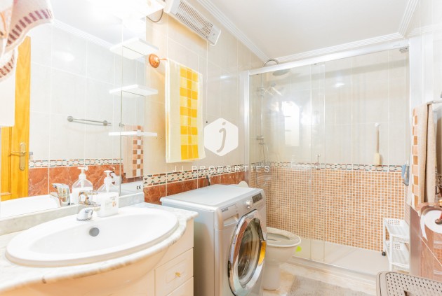 Resale - Apartment / flat -
Torrevieja - Costa Blanca