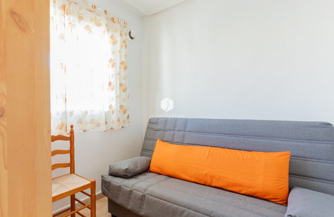 Resale - Apartment / flat -
Torrevieja - Costa Blanca