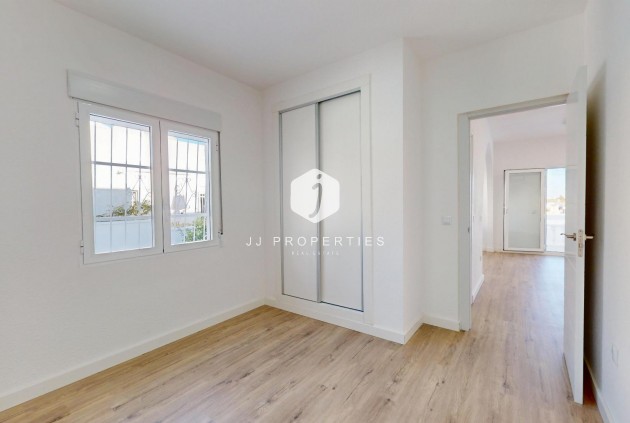 Resale - Bungalow -
Orihuela Costa - Costa Blanca