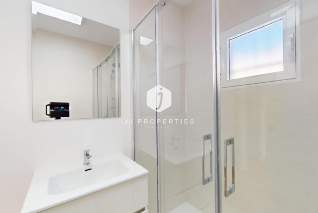 Resale - Bungalow -
Orihuela Costa - Costa Blanca