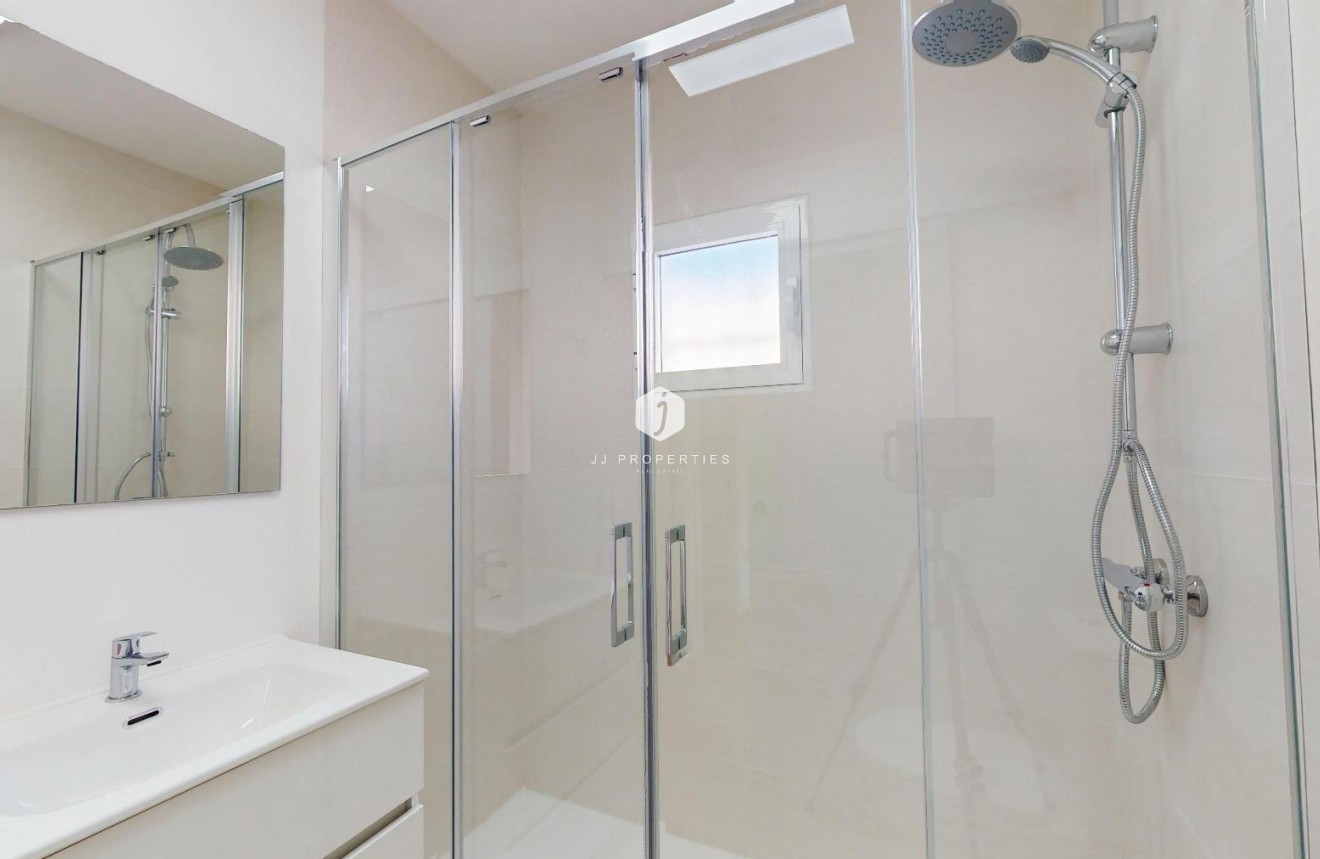 Resale - Bungalow -
Orihuela Costa - Costa Blanca