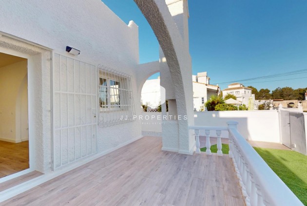 Resale - Bungalow -
Orihuela Costa - Costa Blanca