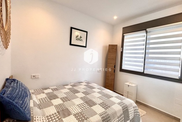 Resale - Villa -
San Miguel de Salinas - Costa Blanca