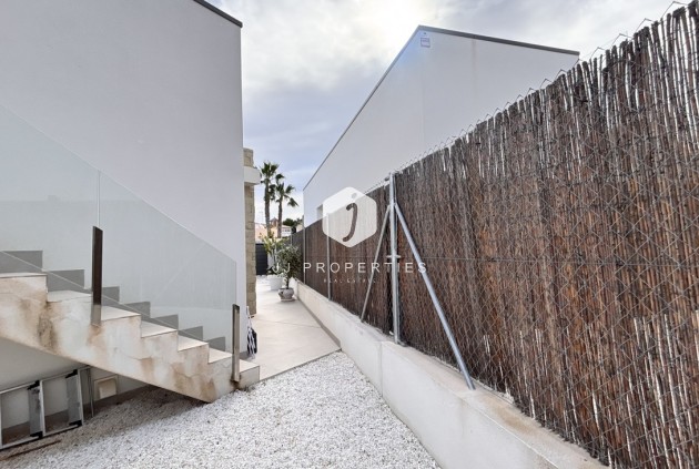 Resale - Villa -
San Miguel de Salinas - Costa Blanca