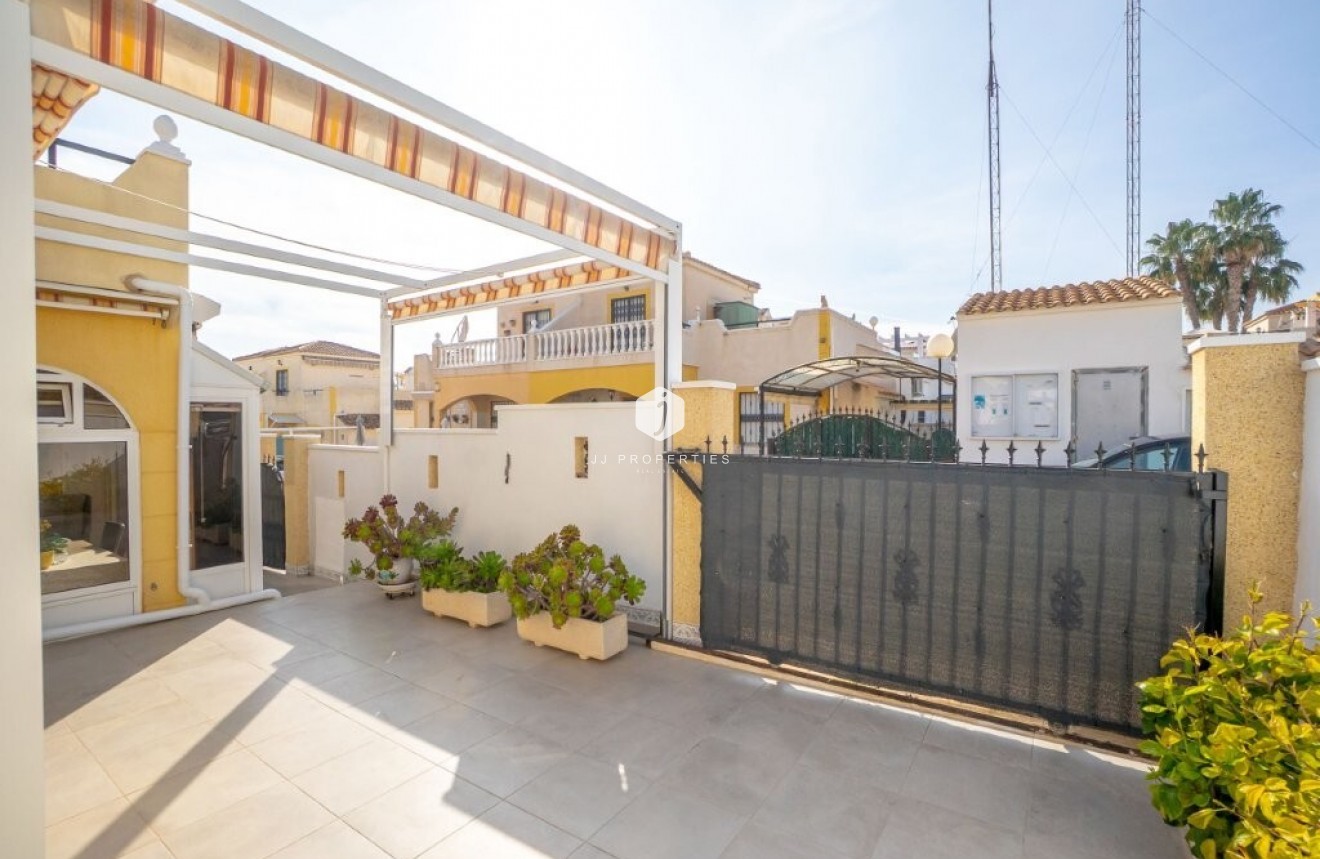 Resale - Quad House Penthouse -
Orihuela Costa - Serena 5