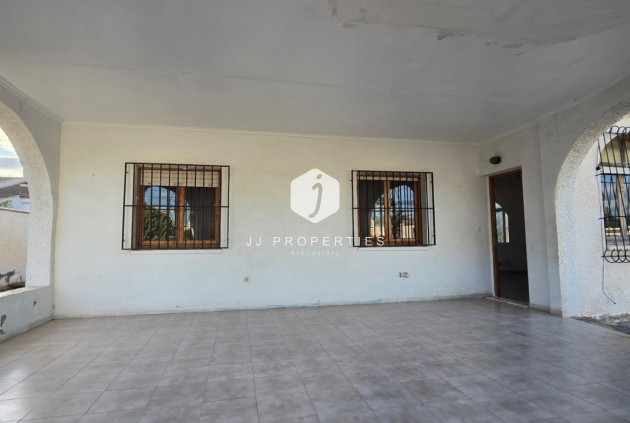 D'occasion - Villa -
Torrevieja - Costa Blanca