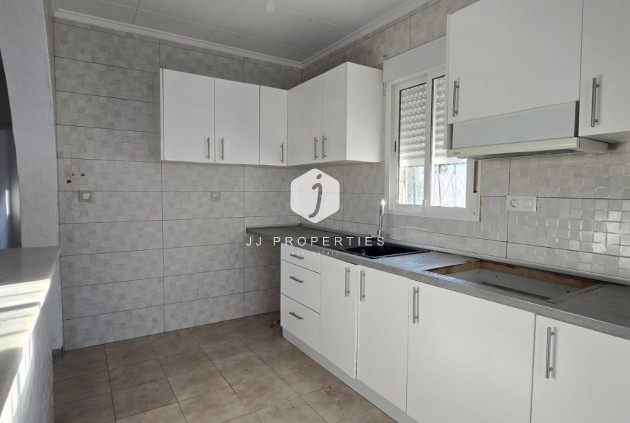 D'occasion - Villa -
Torrevieja - Costa Blanca