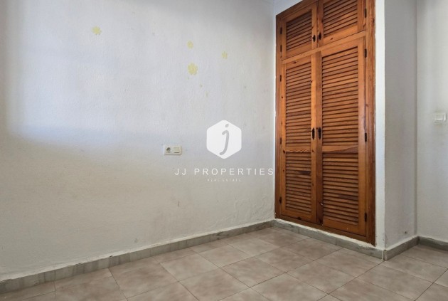 D'occasion - Villa -
Torrevieja - Costa Blanca