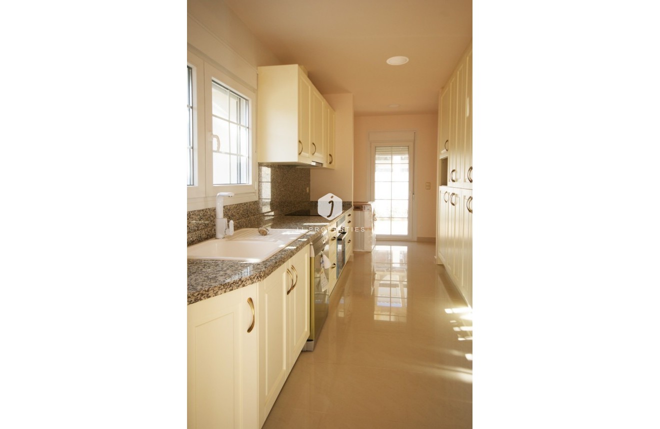 Resale - Villa -
Cabo Roig - Costa Blanca