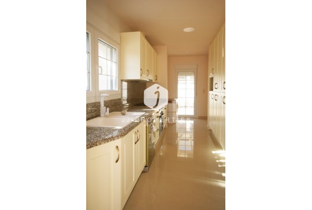 Resale - Villa -
Cabo Roig - Costa Blanca