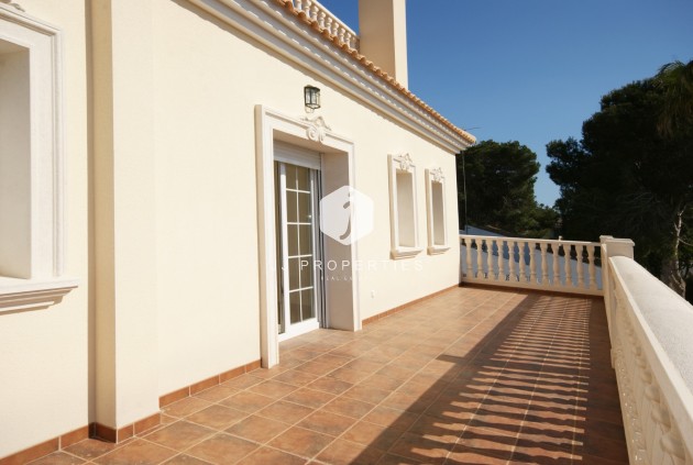 Resale - Villa -
Cabo Roig - Costa Blanca
