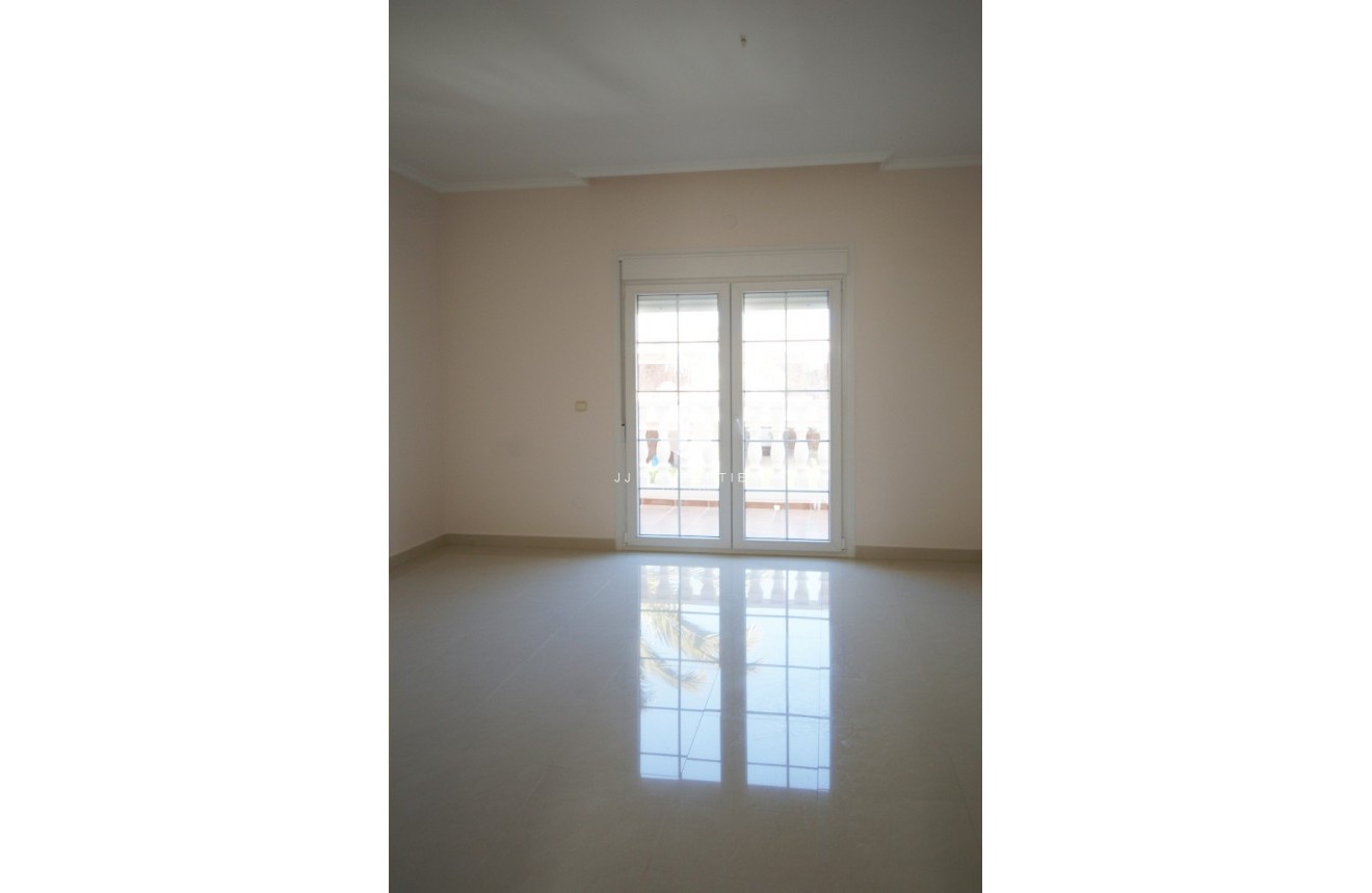 Resale - Villa -
Cabo Roig - Costa Blanca