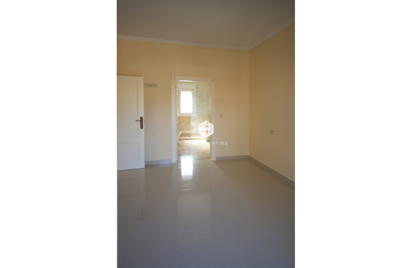 Resale - Villa -
Cabo Roig - Costa Blanca