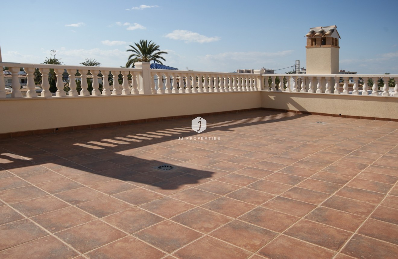 Resale - Villa -
Cabo Roig - Costa Blanca