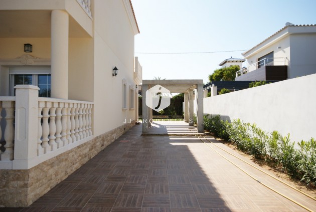 Resale - Villa -
Cabo Roig - Costa Blanca