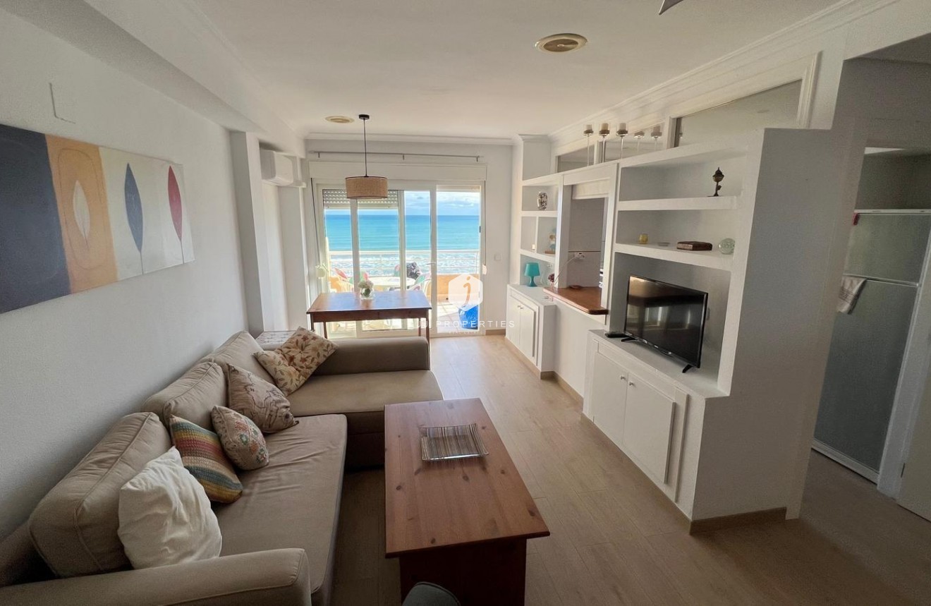 Resale - Penthouse -
Torrevieja - La Mata Pueblo