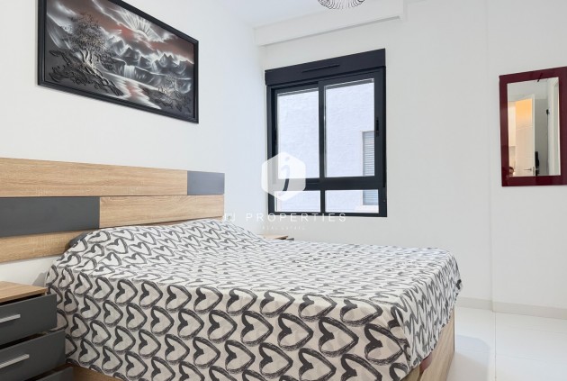 Aus zweiter Hand - Wohnung -
San Miguel de Salinas - Inland