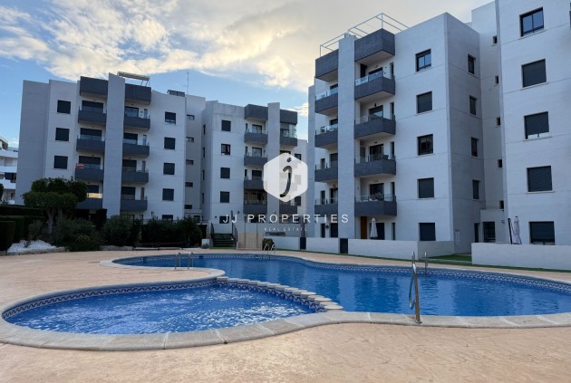 Aus zweiter Hand - Wohnung -
San Miguel de Salinas - Inland