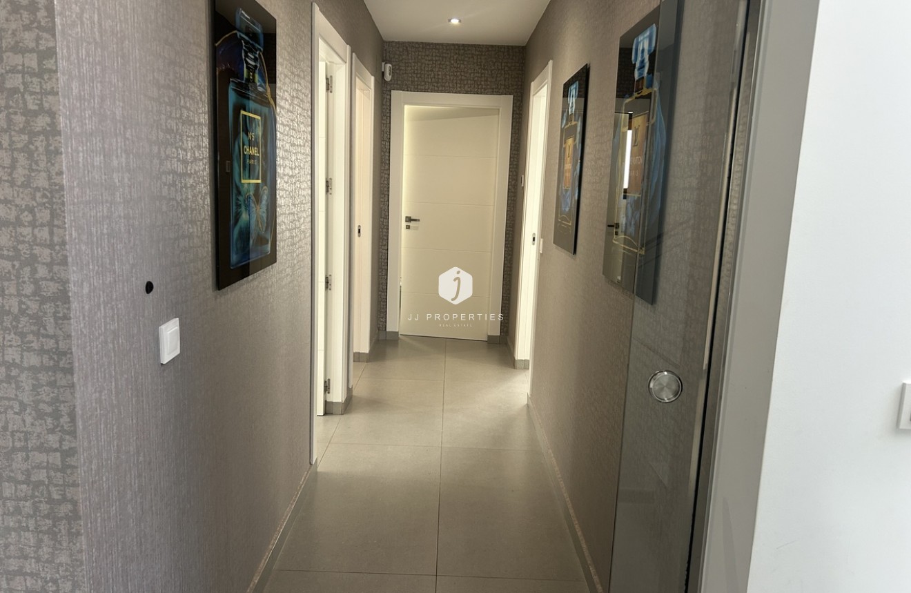 Resale - Villa -
Los Balcones - Costa Blanca