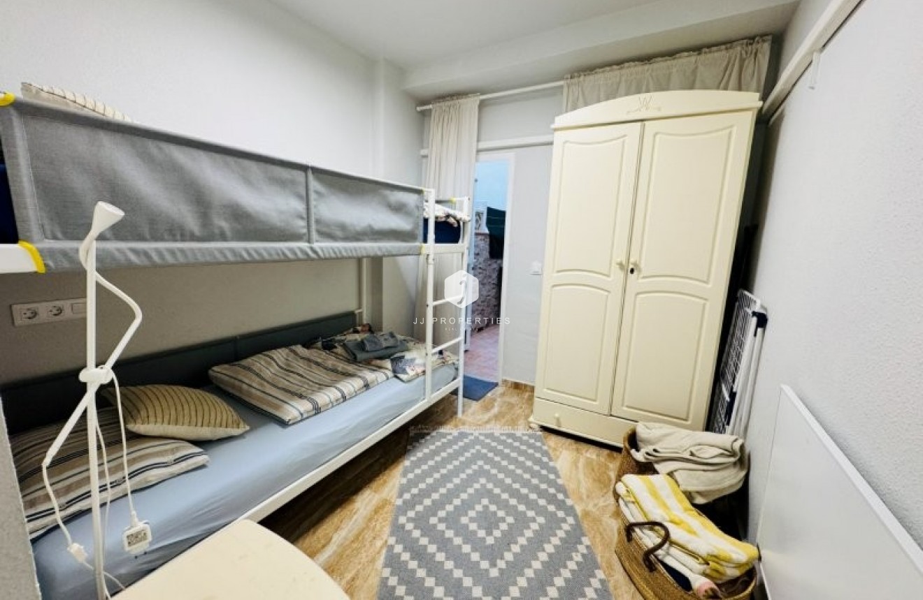 Resale - Apartment / flat -
La Mata - Costa Blanca