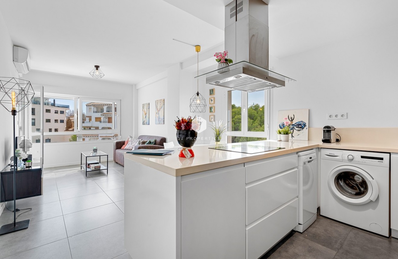 Resale - Apartment / flat -
Orihuela Costa - Costa Blanca