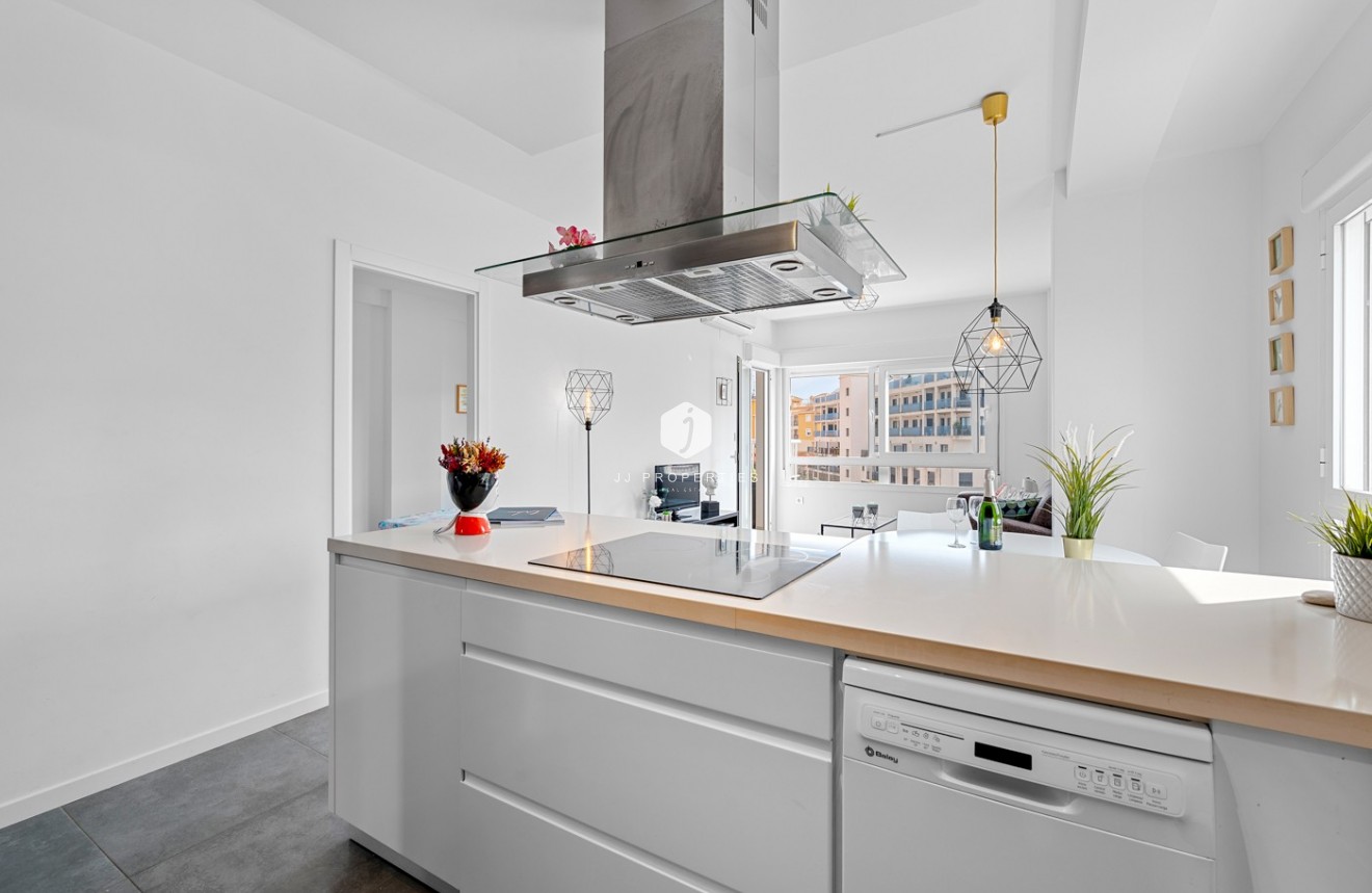 Resale - Apartment / flat -
Orihuela Costa - Costa Blanca